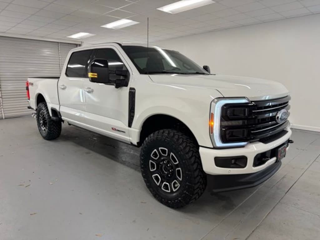 New 2026 Ford F-250SD Platinum Truck
