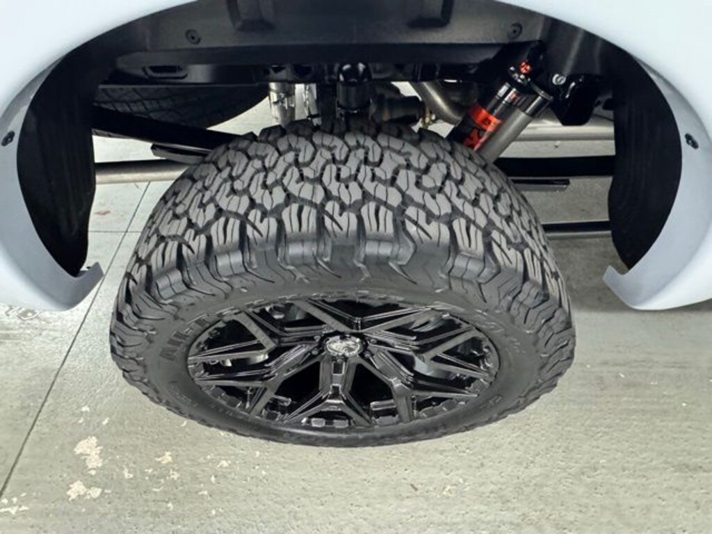 New 2025 Ford F-150 Lariat Truck