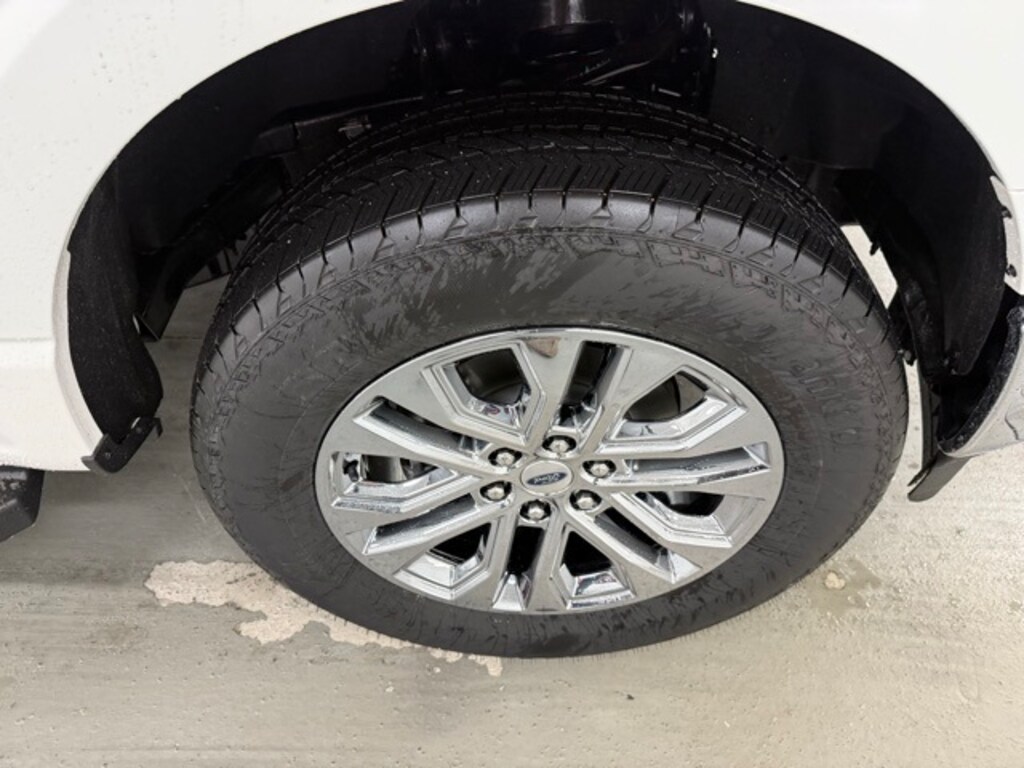 New 2025 Ford F-150 Lariat Truck