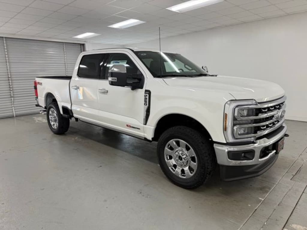 New 2026 Ford F-250SD Lariat Truck