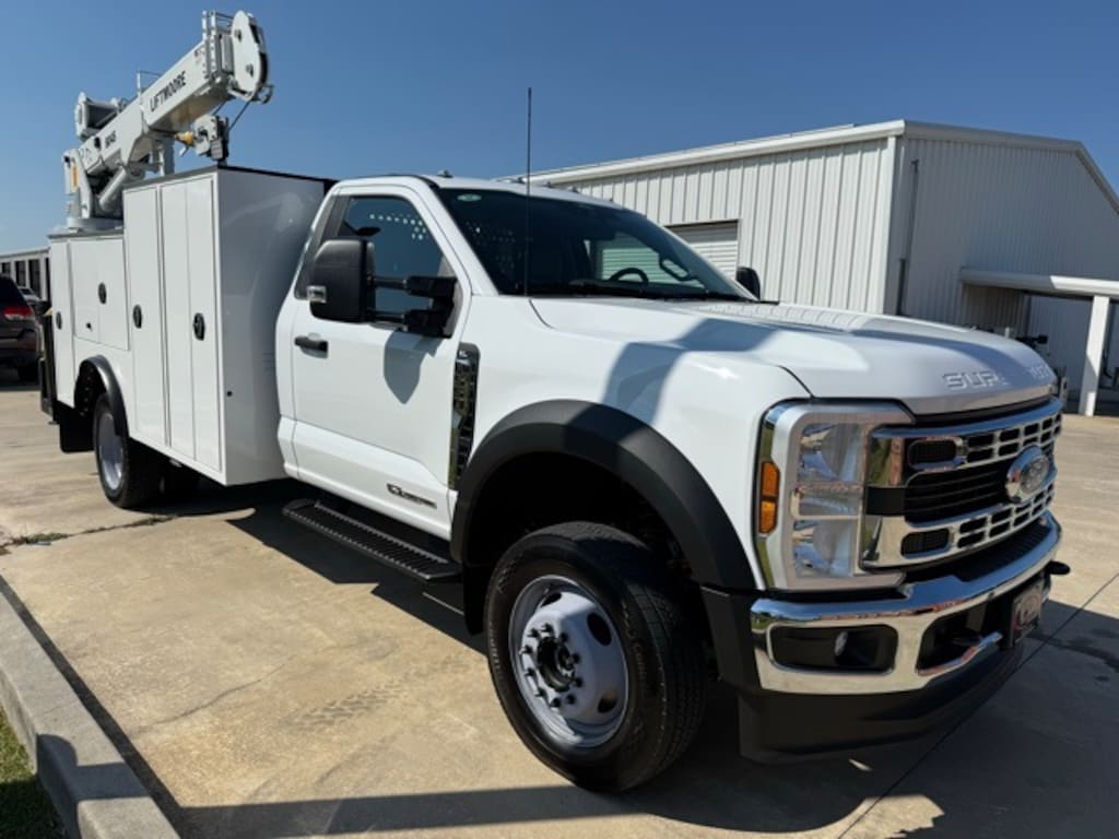 New 2025 Ford F-550SD XL Chassis