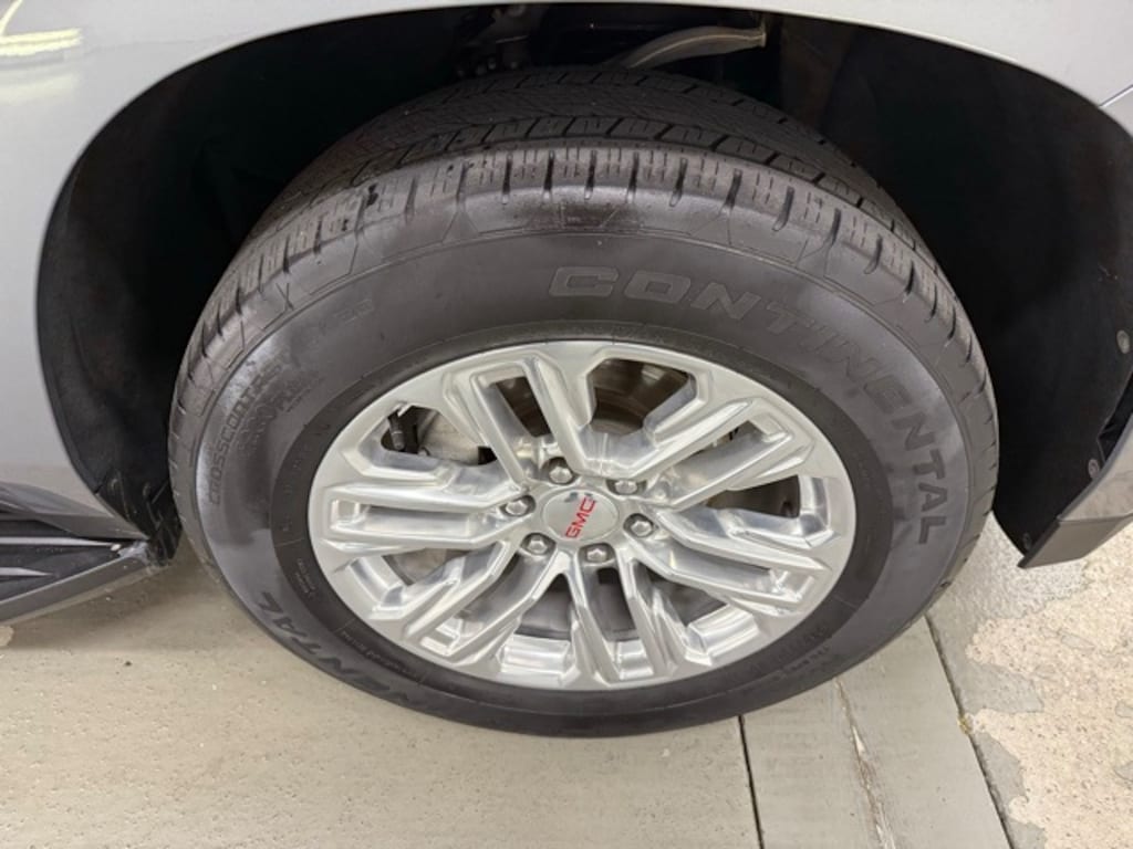 Used 2022 GMC Yukon SLT SUV