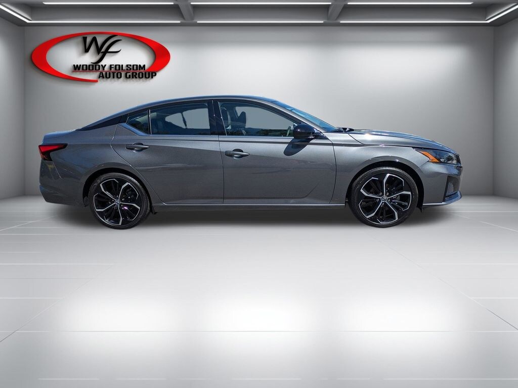 Used 2025 Nissan Altima 2.5 SR Sedan