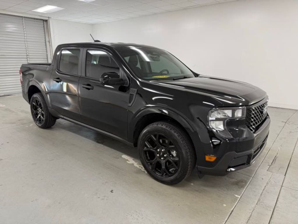 New 2025 Ford Maverick XLT Truck