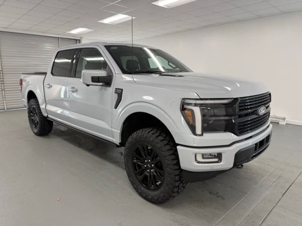New 2025 Ford F-150 Platinum Truck