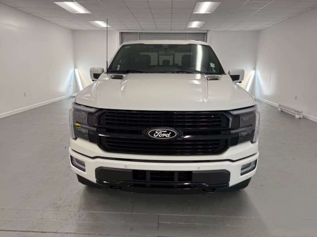 New 2025 Ford F-150 Platinum Truck