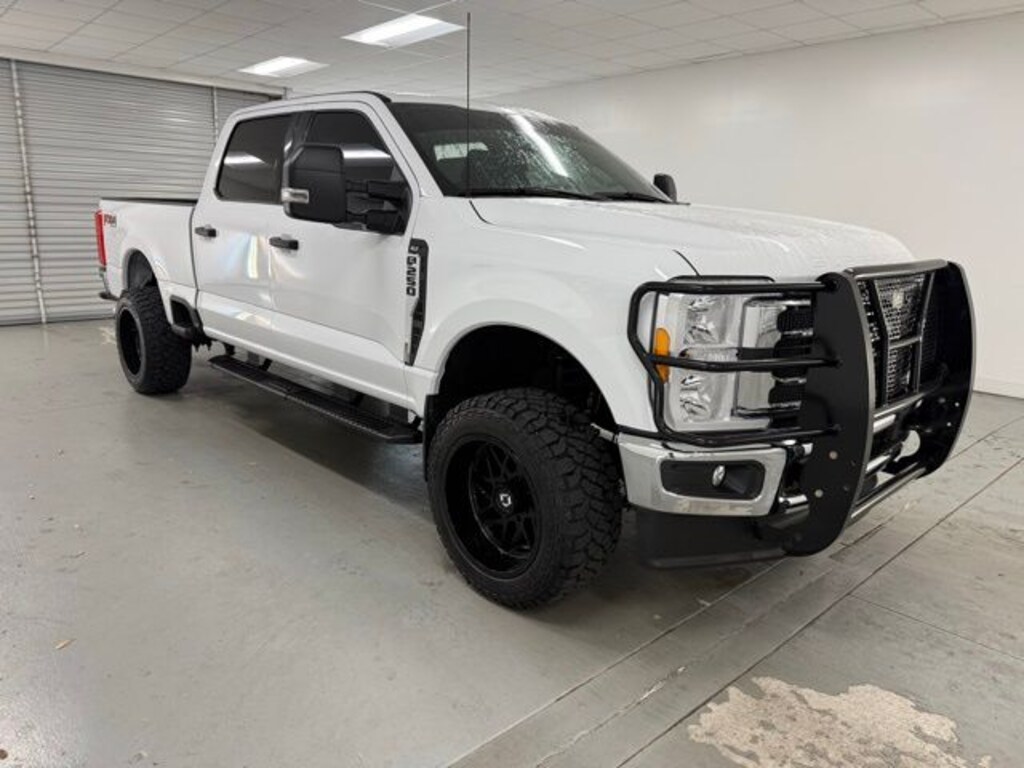 Used 2023 Ford F-250SD XLT Truck