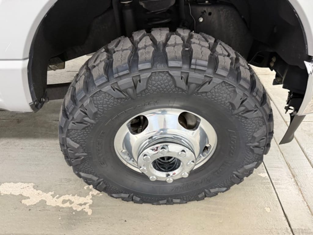 Used 2024 Ford F-350SD Lariat Truck