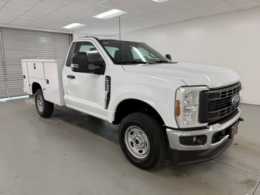 New 2025 Ford F-250SD XL Truck