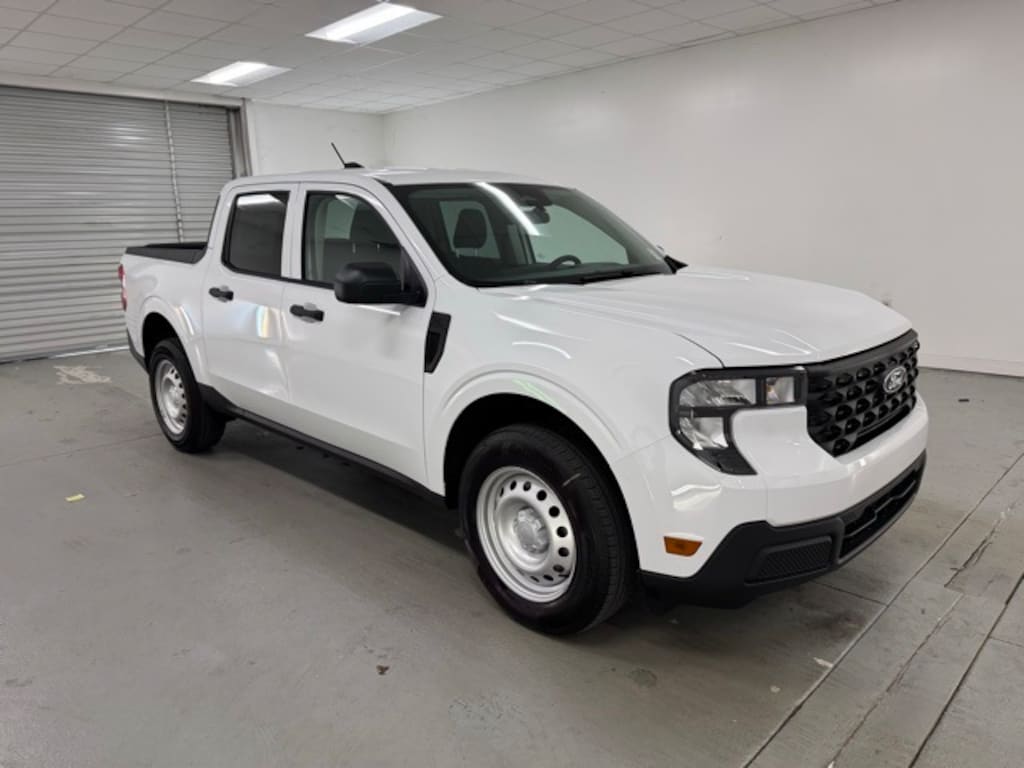 New 2025 Ford Maverick XL Truck