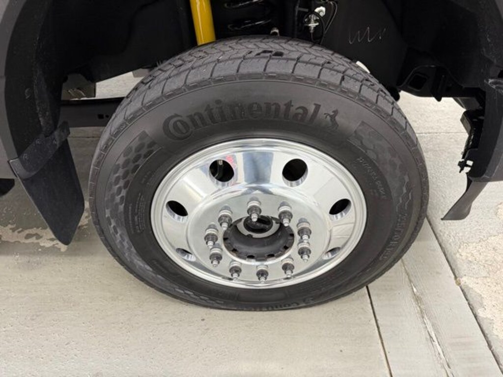 Used 2025 Ford F-450SD Lariat Chassis