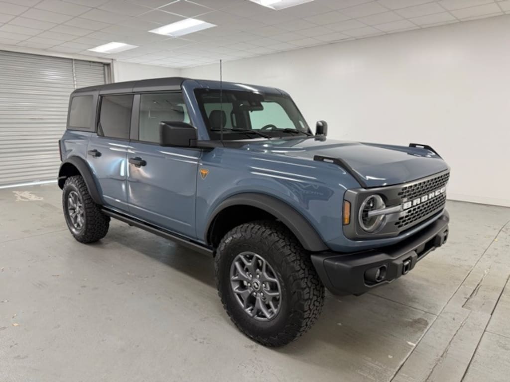 New 2025 Ford Bronco Badlands SUV
