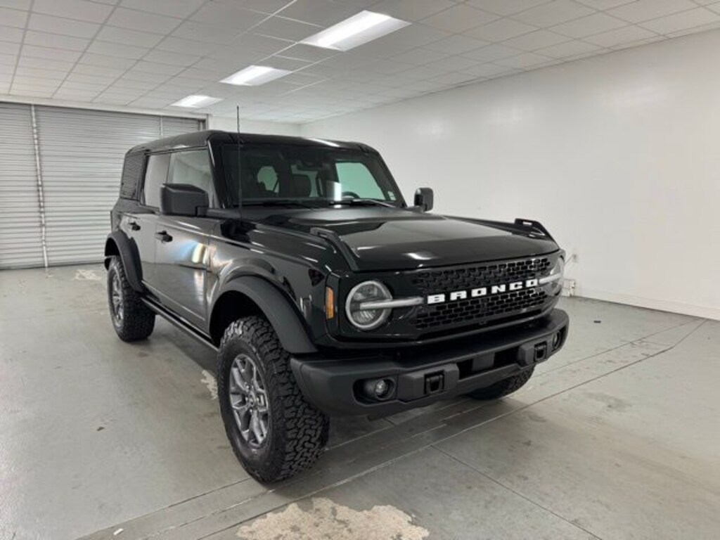 New 2025 Ford Bronco Badlands SUV