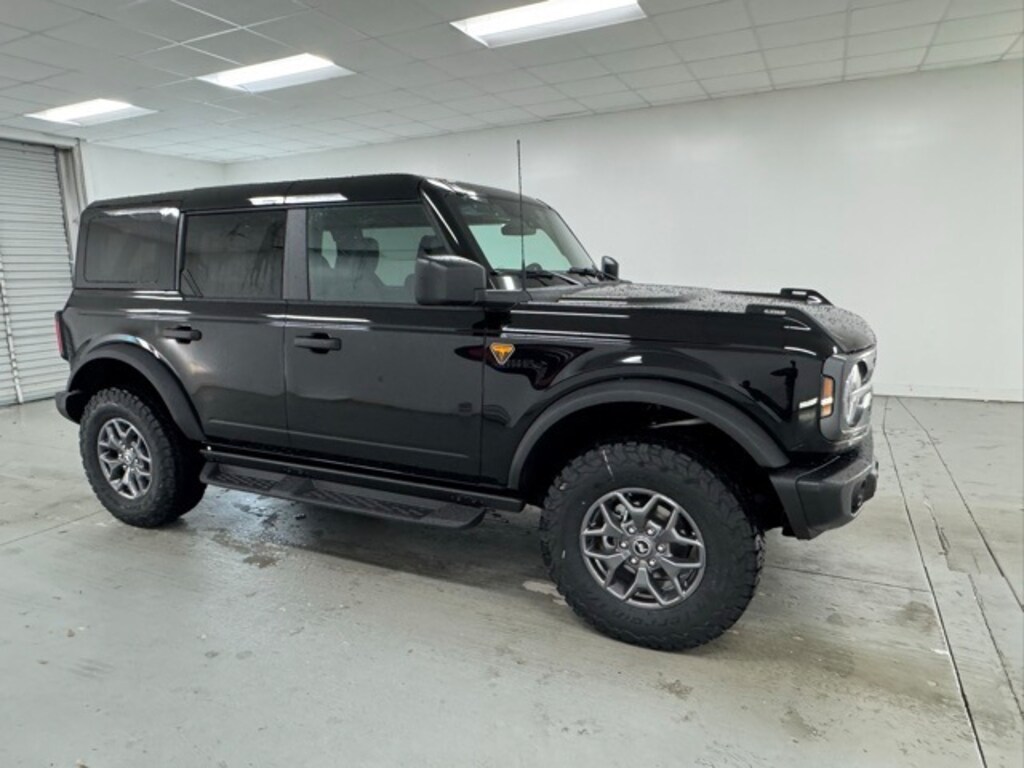 New 2025 Ford Bronco Badlands SUV