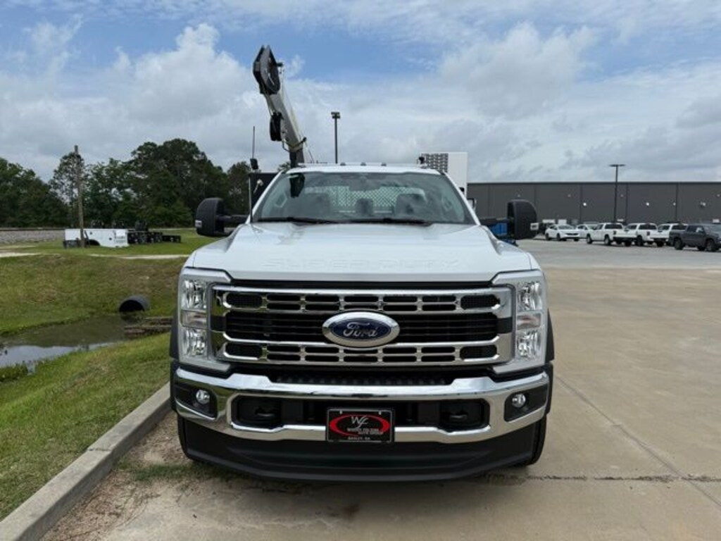New 2025 Ford F-550SD XL Chassis