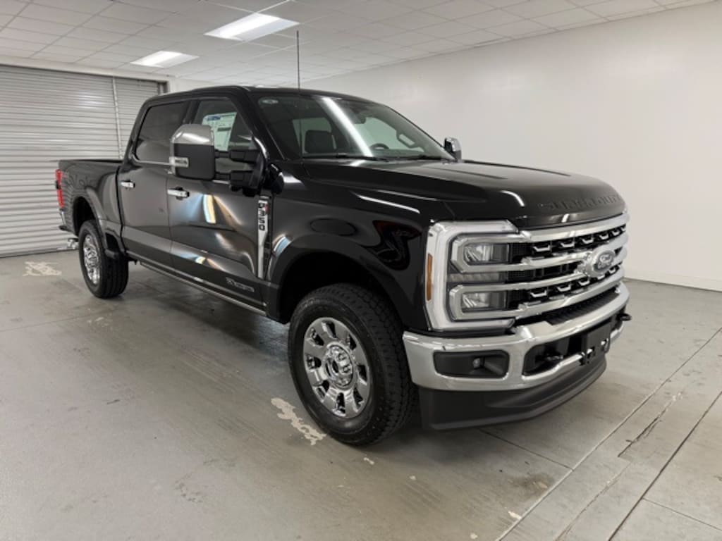 New 2026 Ford F-350SD Lariat Truck