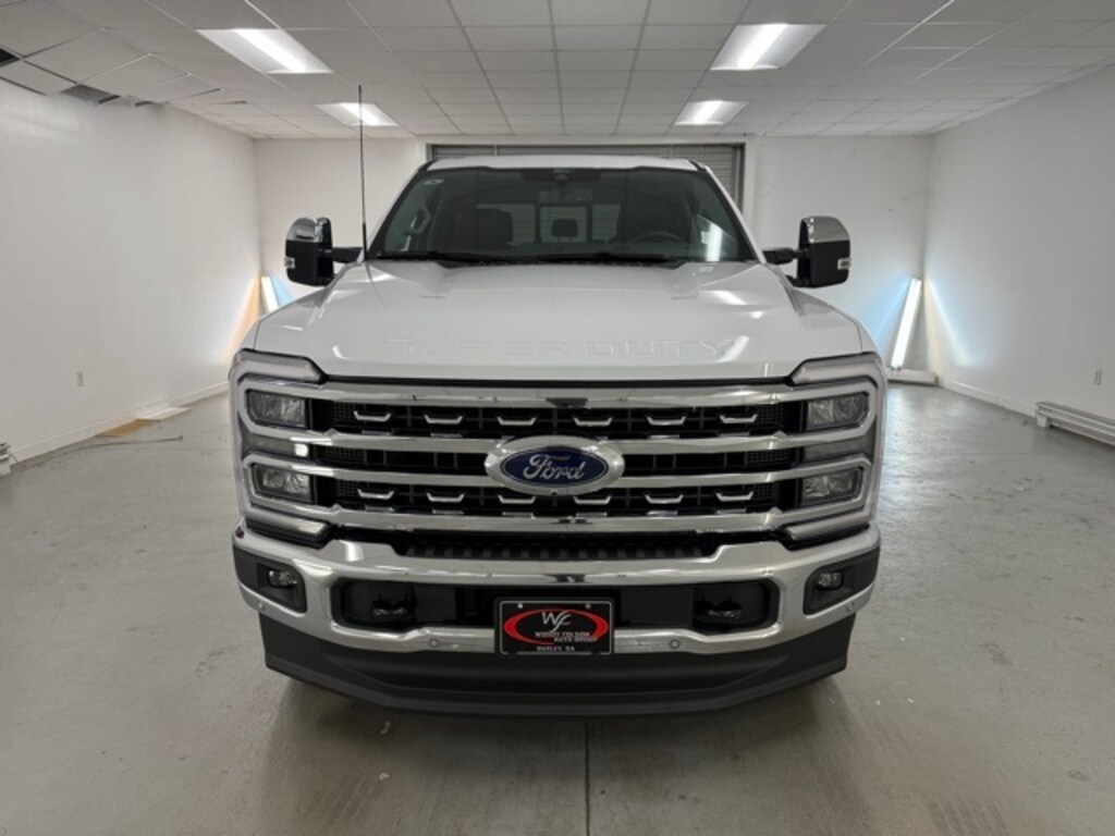 New 2026 Ford F-350SD Lariat Truck
