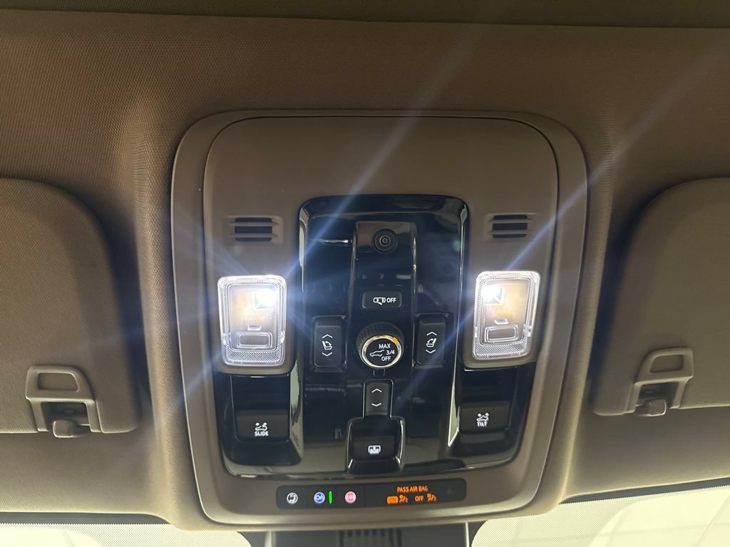 2026 GMC Yukon XL Denali - Photo 16