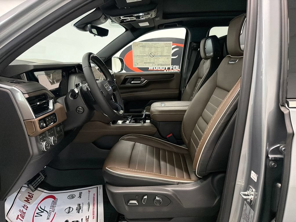 2026 GMC Yukon XL Denali Ultimate - Photo 8