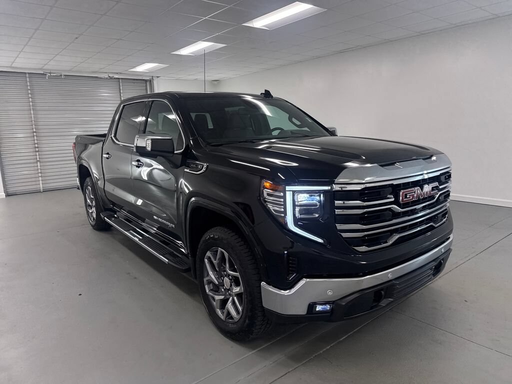 New 2026 GMC Sierra 1500 SLT Truck