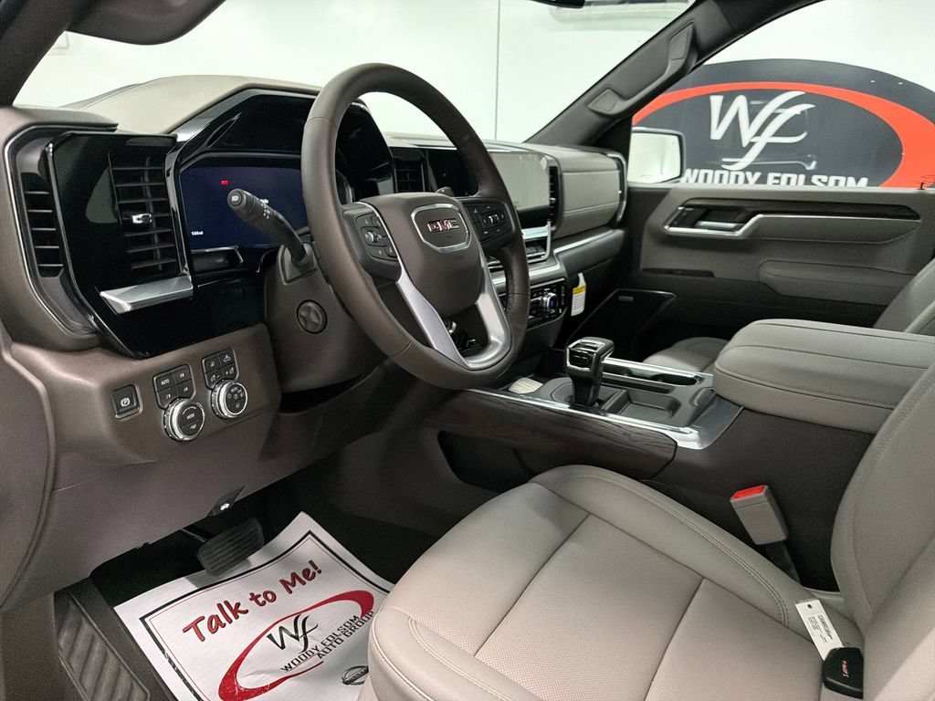 2026 GMC Sierra 1500 SLT - Photo 11