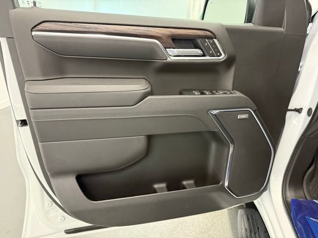 2026 GMC Sierra 1500 SLT - Photo 13