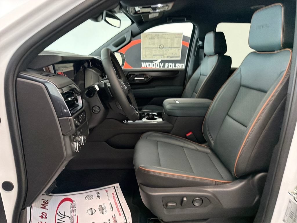 2026 GMC Yukon AT4 - Photo 11