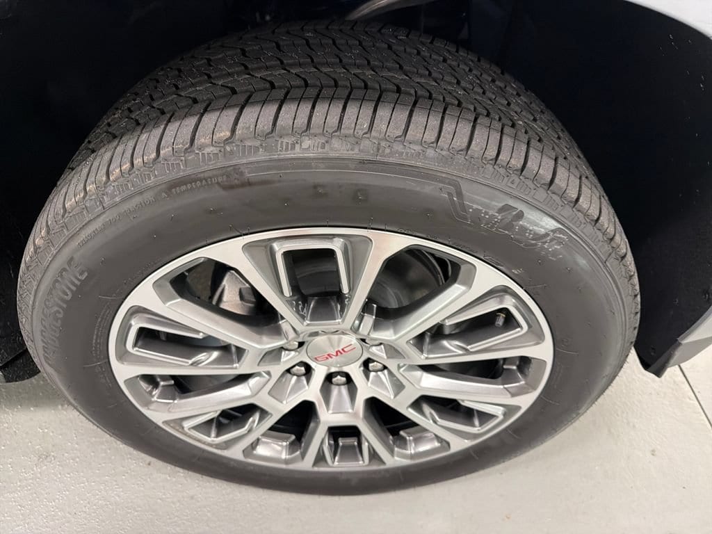 New 2026 GMC Yukon XL Denali SUV