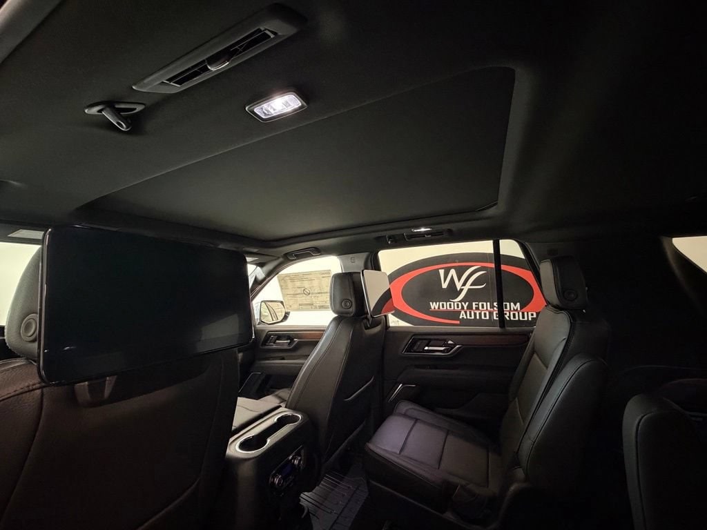 2026 GMC Yukon Denali - Photo 12