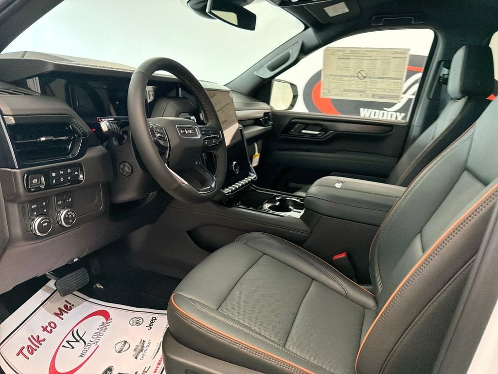 2026 GMC Yukon AT4 - Photo 12