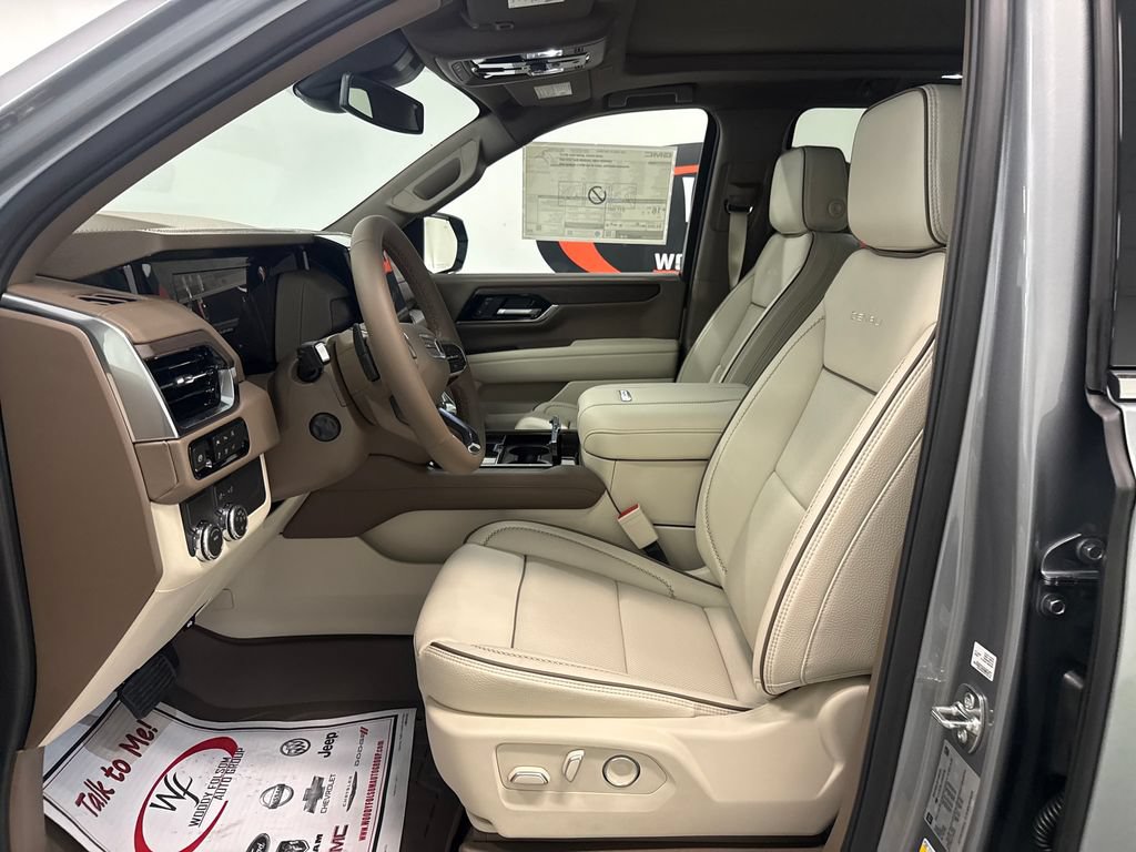 2026 GMC Yukon XL Denali - Photo 8