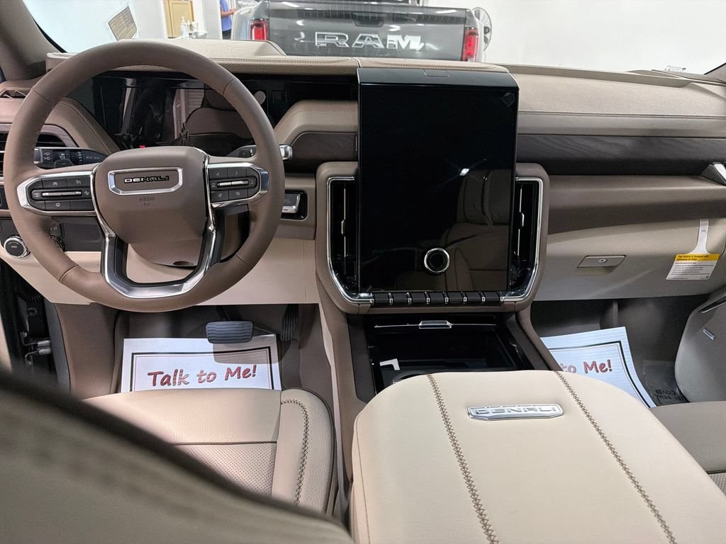 2026 GMC Yukon XL Denali - Photo 15