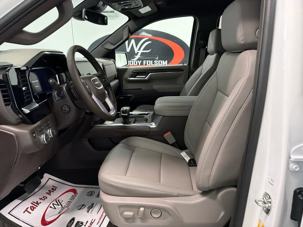 2026 GMC Sierra 1500 SLT - Photo 9