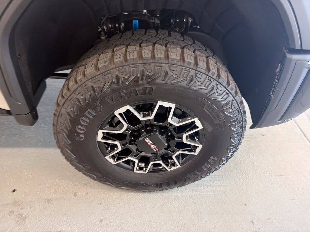 New 2026 GMC Sierra 2500 HD AT4X Truck