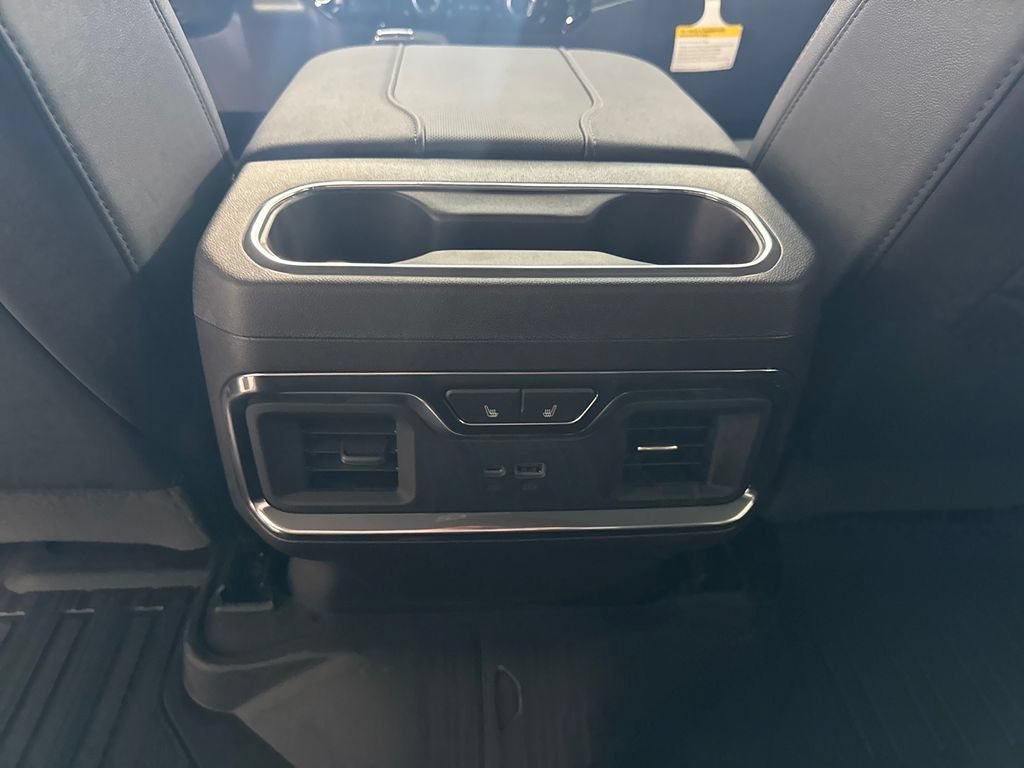 2026 GMC Sierra 1500 SLT - Photo 15