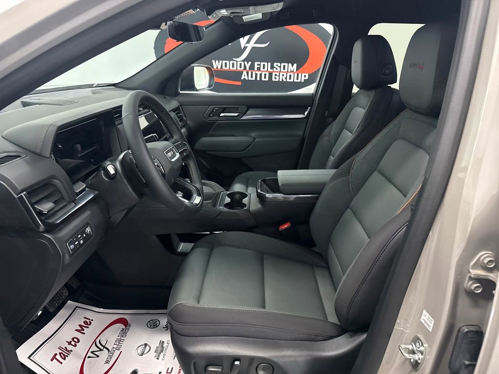 2026 GMC Terrain AT4 - Photo 8