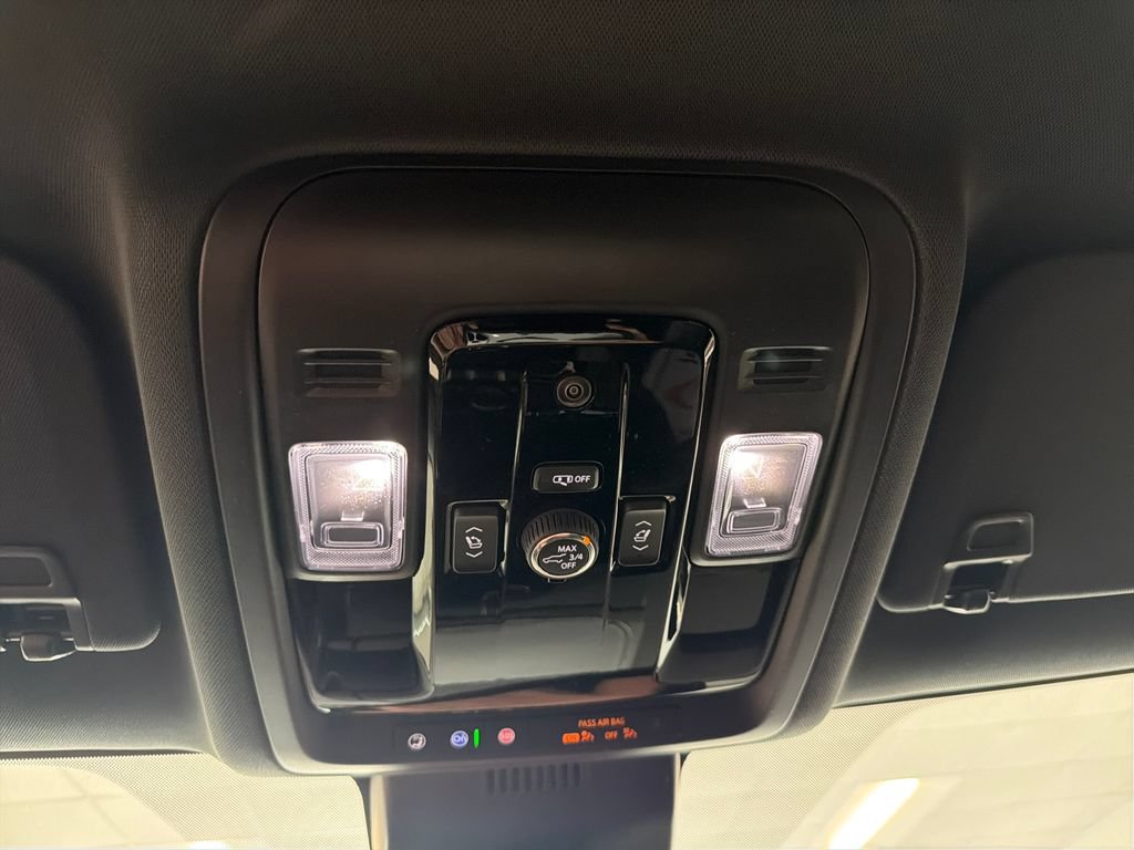 2026 GMC Yukon AT4 - Photo 18