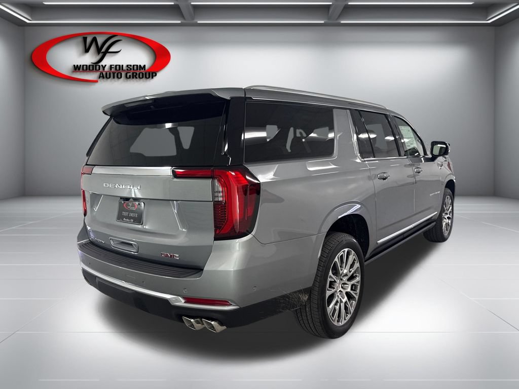 2026 GMC Yukon XL Denali - Photo 6