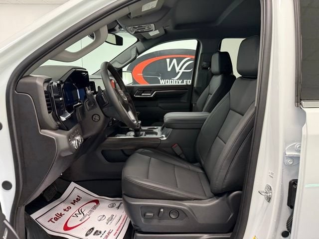 2026 GMC Sierra 1500 SLT - Photo 9