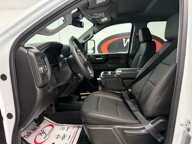 2026 GMC Sierra 3500HD Pro - Photo 9