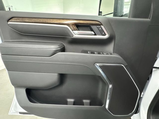 2026 GMC Sierra 3500 Chassis Cab SLE - Photo 9