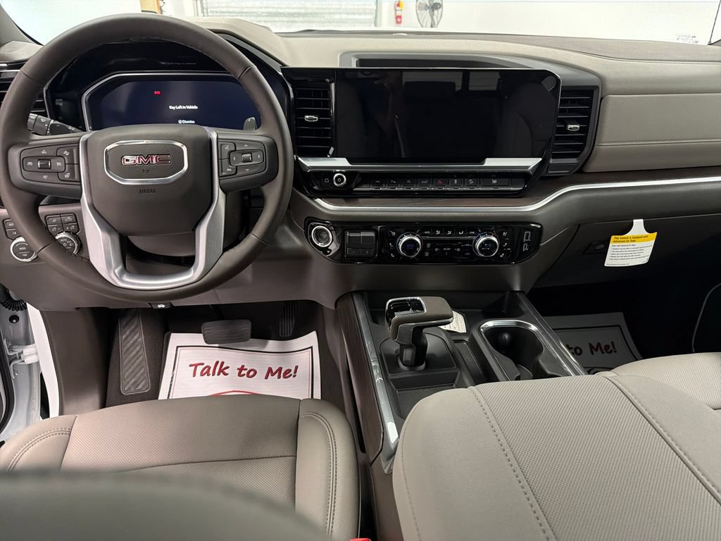 2026 GMC Sierra 1500 SLT - Photo 14