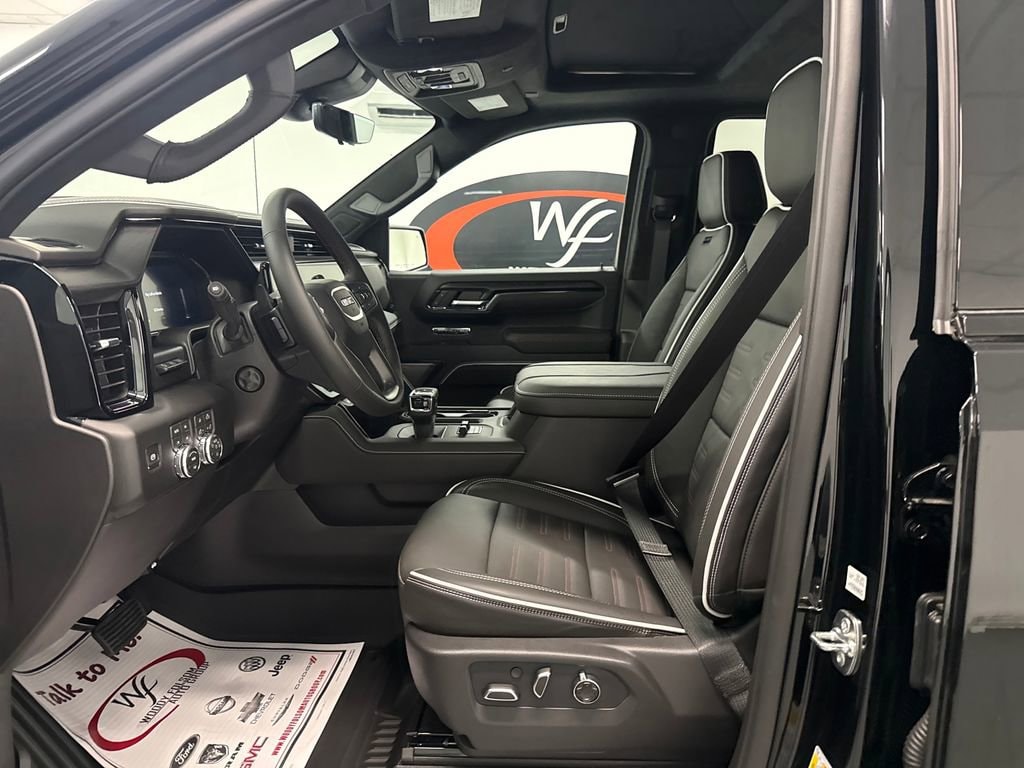 2026 GMC Sierra 1500 AT4X - Photo 8