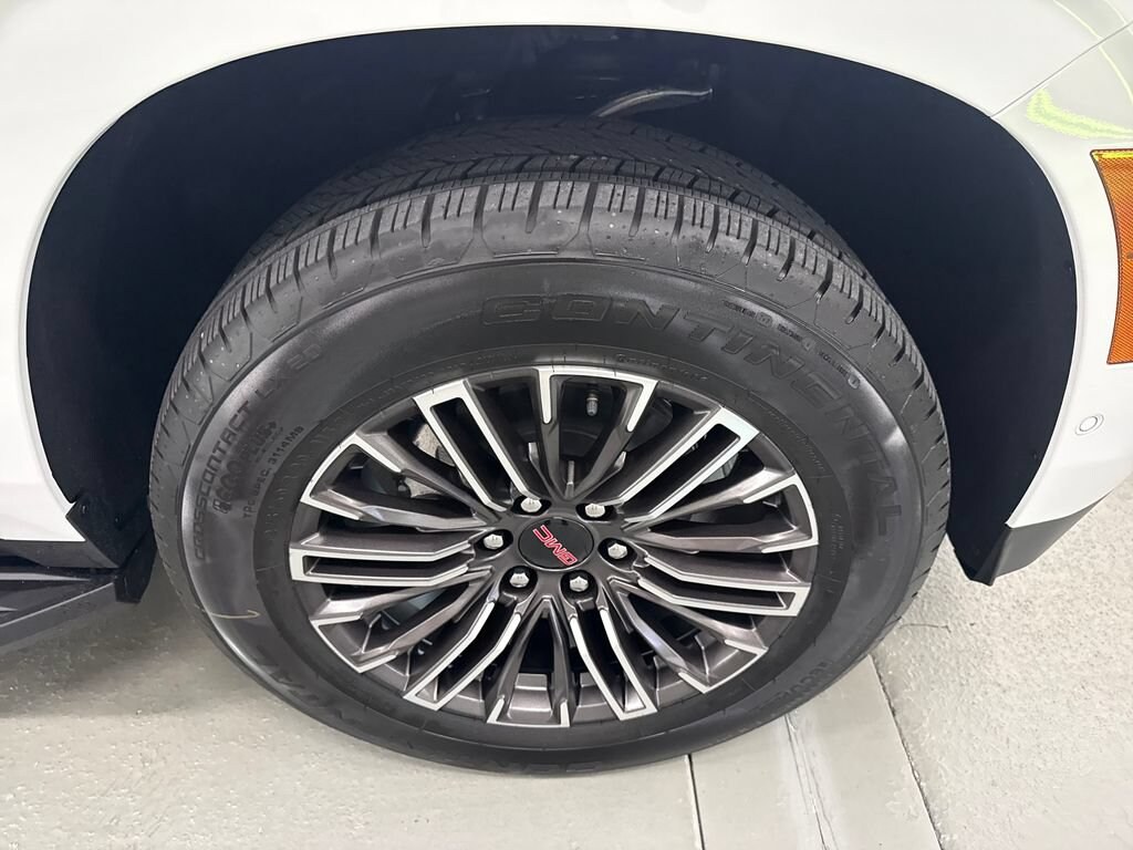 New 2026 GMC Yukon Elevation SUV