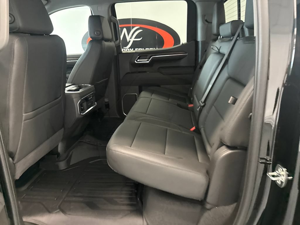 2026 GMC Sierra 1500 SLT - Photo 14