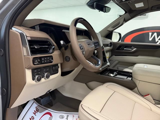 2026 GMC Yukon Denali - Photo 13