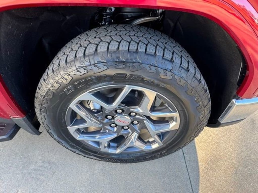 New 2026 GMC Sierra 1500 SLT Truck