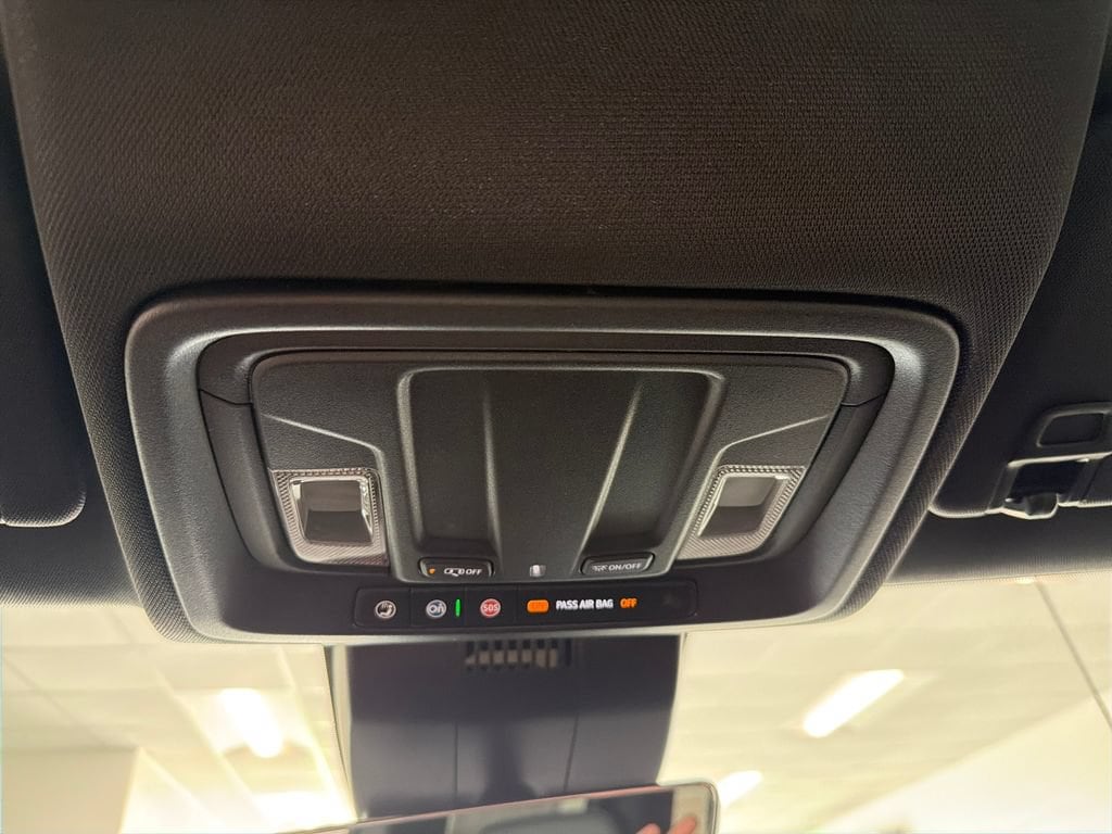2026 GMC Sierra 1500 AT4 - Photo 18