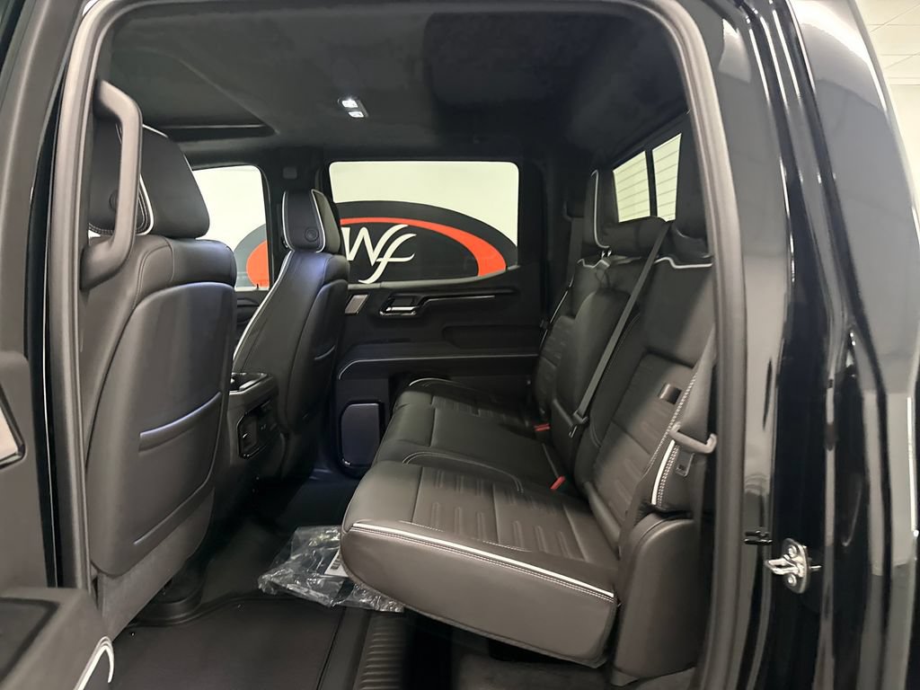 2026 GMC Sierra 1500 AT4X - Photo 12