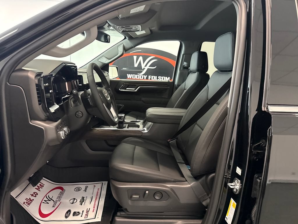 2026 GMC Sierra 1500 SLT - Photo 9